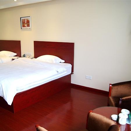 Greentree Inn Jiangsu Wuxi Jiangyin Zhouzhuang Shiji Avenue Business Hotel מראה חיצוני תמונה