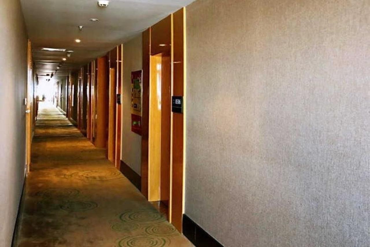 Greentree Inn Jiangsu Wuxi Jiangyin Zhouzhuang Shiji Avenue Business Hotel מראה חיצוני תמונה