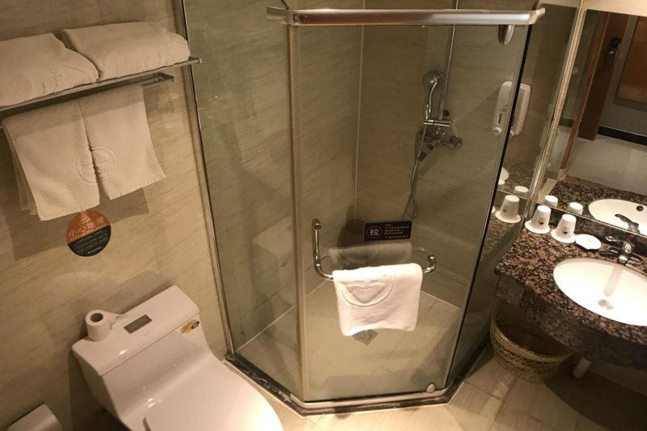 Greentree Inn Jiangsu Wuxi Jiangyin Zhouzhuang Shiji Avenue Business Hotel מראה חיצוני תמונה